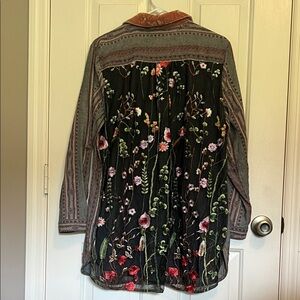 Soft Surroundings Button Down Tunic Blouse